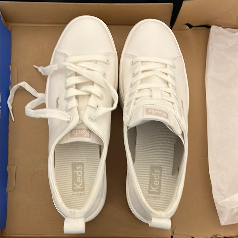 Keds Womens Platform White Sneakers - Picture 4 of 6
